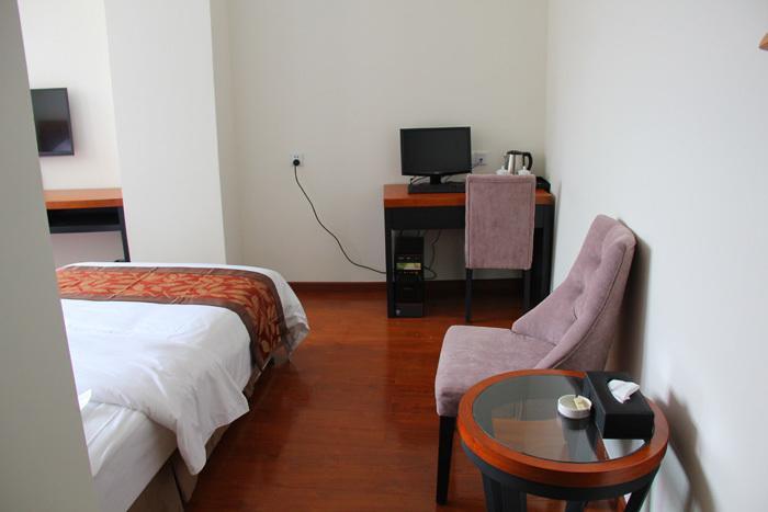 318 Express Motel Xichang Quarto foto